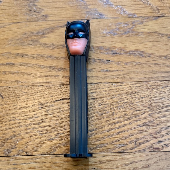 PEZ Other - Black Batman Pez Dispenser out of package but never used